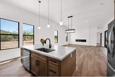 553 W Cavalry Road, New River, AZ 85087 - Photo 9