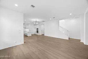 26433 N 22nd Dr, Phoenix, AZ 85085 - Photo 7