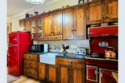 634 Tombstone Canyon, Bisbee, AZ 85603 - Photo 9
