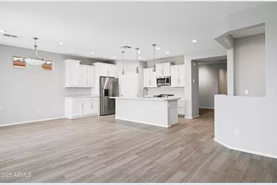 25727 N 161st Avenue, Surprise, AZ 85387 - Photo 9