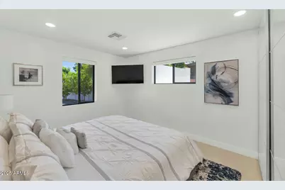 3420 E Oregon Avenue, Phoenix, AZ 85018 - Photo 17