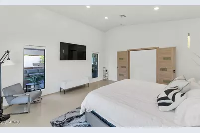 3420 E Oregon Avenue, Phoenix, AZ 85018 - Photo 13