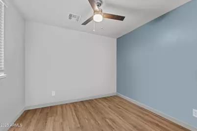 21647 W Laura Street, Wittmann, AZ 85361 - Photo 9