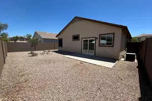 7210 S 41st Dr, Phoenix, AZ 85041 - Photo 17