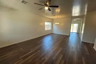 7210 S 41st Dr, Phoenix, AZ 85041 - Photo 3