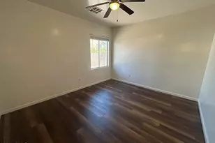 7210 S 41st Dr, Phoenix, AZ 85041 - Photo 7