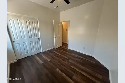7210 S 41st Drive, Phoenix, AZ 85041 - Photo 11