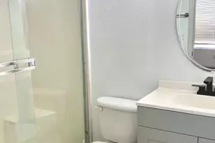 7801 N 44th Dr, Glendale, AZ 85301 - Photo 11