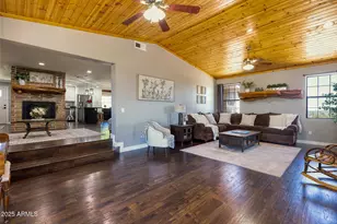 929 E Willow Ln, Taylor, AZ 85939 - Photo 13