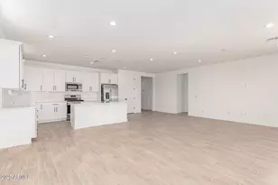 8325 N 53rd Dr, Glendale, AZ 85302 - Photo 5