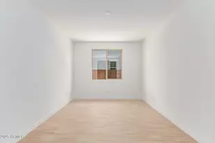 8325 N 53rd Dr, Glendale, AZ 85302 - Photo 19