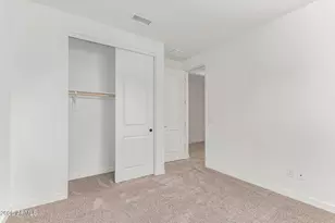 8325 N 53rd Dr, Glendale, AZ 85302 - Photo 17