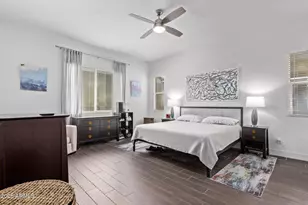 939 E Paseo Way, Phoenix, AZ 85042 - Photo 21