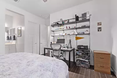 939 E Paseo Way, Phoenix, AZ 85042 - Photo 31