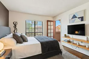 10410 N Cave Creek Rd, Phoenix, AZ 85020 - Photo 17