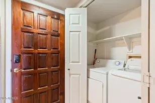 10410 N Cave Creek Rd, Phoenix, AZ 85020 - Photo 23