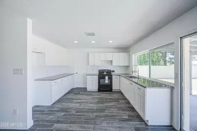 14014 N 39th Avenue, Phoenix, AZ 85053 - Photo 13