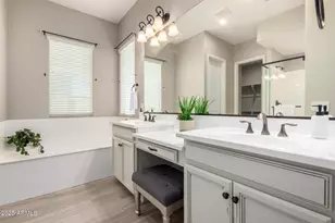 2811 S Jeffry St, Gilbert, AZ 85295 - Photo 17