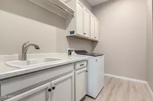 2811 S Jeffry St, Gilbert, AZ 85295 - Photo 29