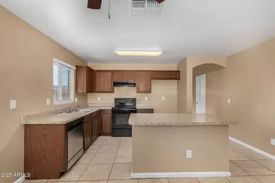 23682 W Bowker Street, Buckeye, AZ 85326 - Photo 11