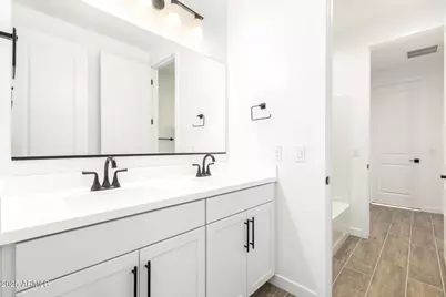 15817 W Vogel Avenue, Goodyear, AZ 85338 - Photo 19