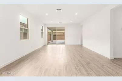 15817 W Vogel Avenue, Goodyear, AZ 85338 - Photo 5