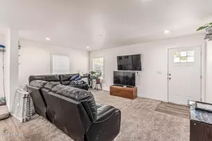 2060 N Center St, Mesa, AZ 85201 - Photo 9