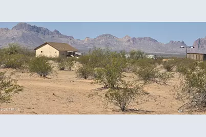 4754 N 549th Avenue #-, Tonopah, AZ 85354 - Photo 9