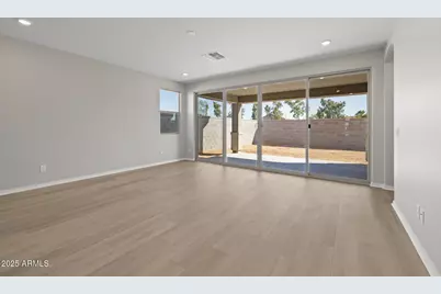 18747 W Monterosa Street, Litchfield Park, AZ 85340 - Photo 11