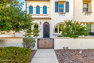 2477 W Market Pl, Chandler, AZ 85248 - Photo 1