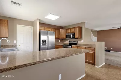 42872 W Estrada Street, Maricopa, AZ 85138 - Photo 19