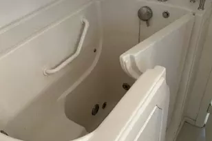 1362 E Cherry Hills Dr, Chandler, AZ 85249 - Photo 13