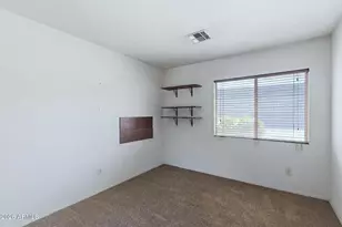 6205 W Encinas Ln, Phoenix, AZ 85043 - Photo 15