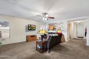 6205 W Encinas Ln, Phoenix, AZ 85043 - Photo 11