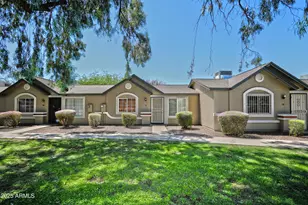 6711 W Osborn, Phoenix, AZ 85033 - Photo 1