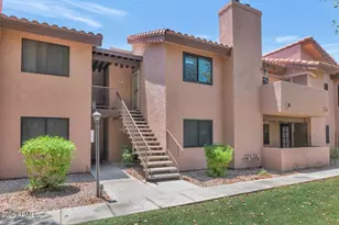 1075 E Chandler Blvd, Chandler, AZ 85225 - Photo 1
