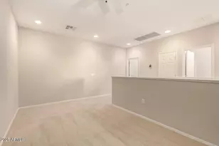 42424 N Gavilan Peak Pkwy, Anthem, AZ 85086 - Photo 21