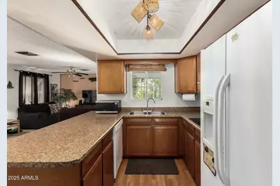 3730 W Tuckey Lane, Phoenix, AZ 85019 - Photo 11