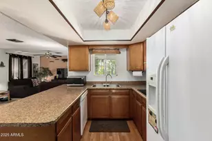 3730 W Tuckey Ln, Phoenix, AZ 85019 - Photo 11