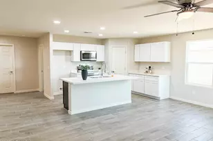 15438 S Overfield Rd, Arizona City, AZ 85123 - Photo 3