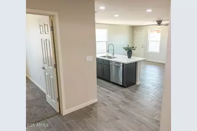 15438 S Overfield Road, Arizona City, AZ 85123 - Photo 5