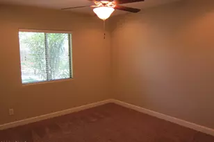 3807 E Devonshire Ave, Phoenix, AZ 85018 - Photo 17