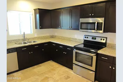 3807 E Devonshire Avenue, Phoenix, AZ 85018 - Photo 7