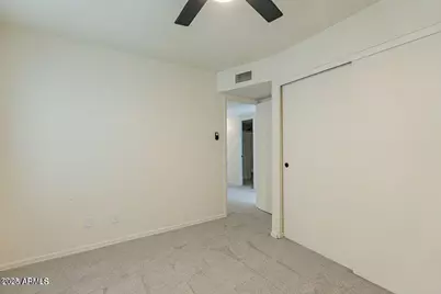 4268 N 68th Avenue, Phoenix, AZ 85033 - Photo 17