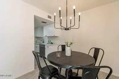 4268 N 68th Avenue, Phoenix, AZ 85033 - Photo 13