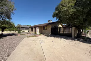 2601 N 51st St, Phoenix, AZ 85008 - Photo 3