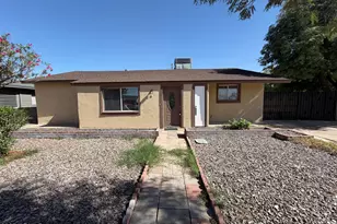 2601 N 51st St, Phoenix, AZ 85008 - Photo 1