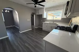 2601 N 51st St, Phoenix, AZ 85008 - Photo 15