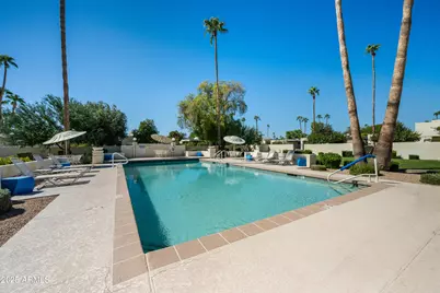 8722 E Devonshire Avenue, Scottsdale, AZ 85251 - Photo 27