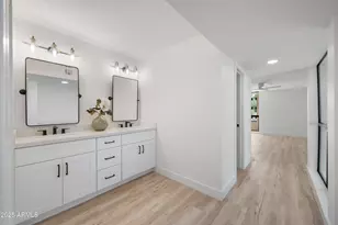 8722 E Devonshire Ave, Scottsdale, AZ 85251 - Photo 11